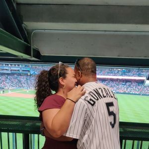 Meet your Posher, Sidney